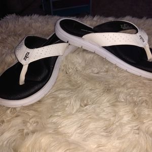 Women Size 11 Black White Nike Padded Thong Sandal